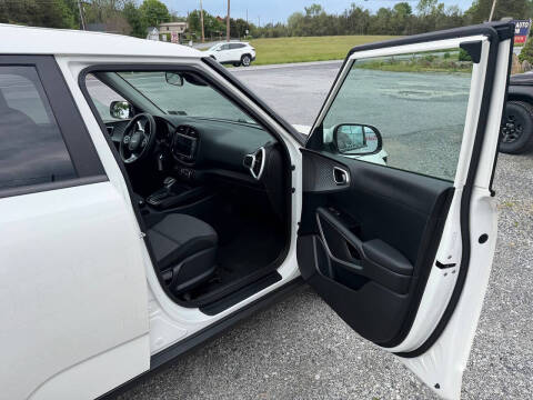2023 Kia Soul LX