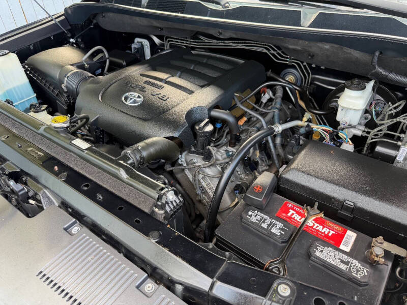 2015 Toyota Tundra SR5