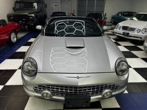2004 Ford Thunderbird Deluxe