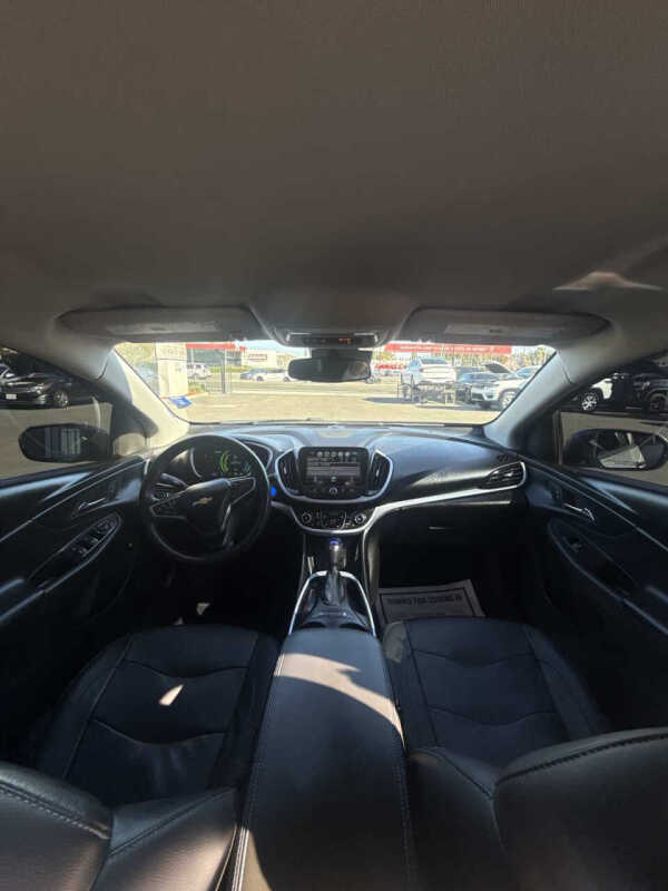 2018 Chevrolet Volt LT