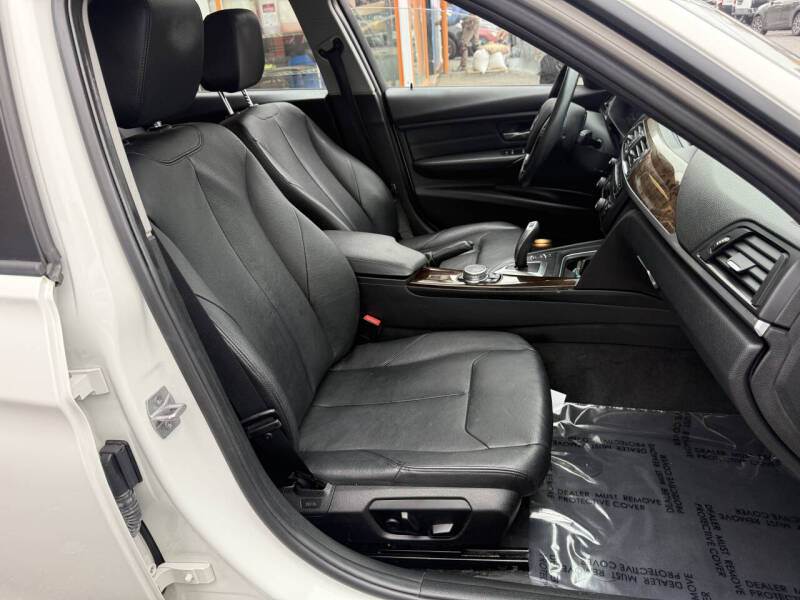 2015 BMW 3 Series 328i xDrive