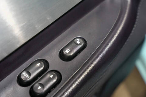 2003 Ford Thunderbird Deluxe