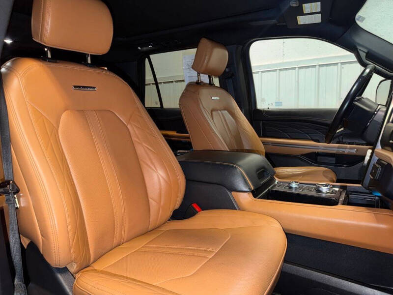 2023 Ford Expedition MAX Platinum