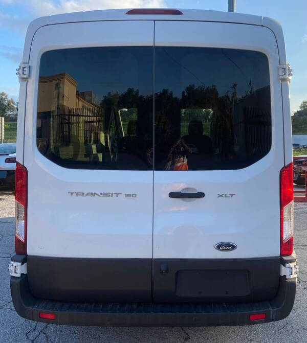 2015 Ford Transit 150 XLT