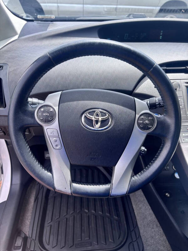 2012 Toyota Prius One