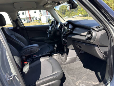 2021 MINI Hardtop 4 Door Cooper