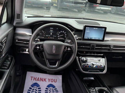 2022 Lincoln Corsair Standard