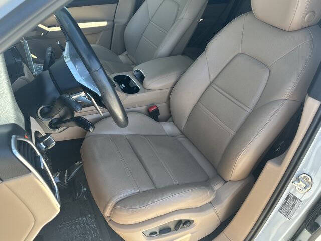 2022 Porsche Cayenne