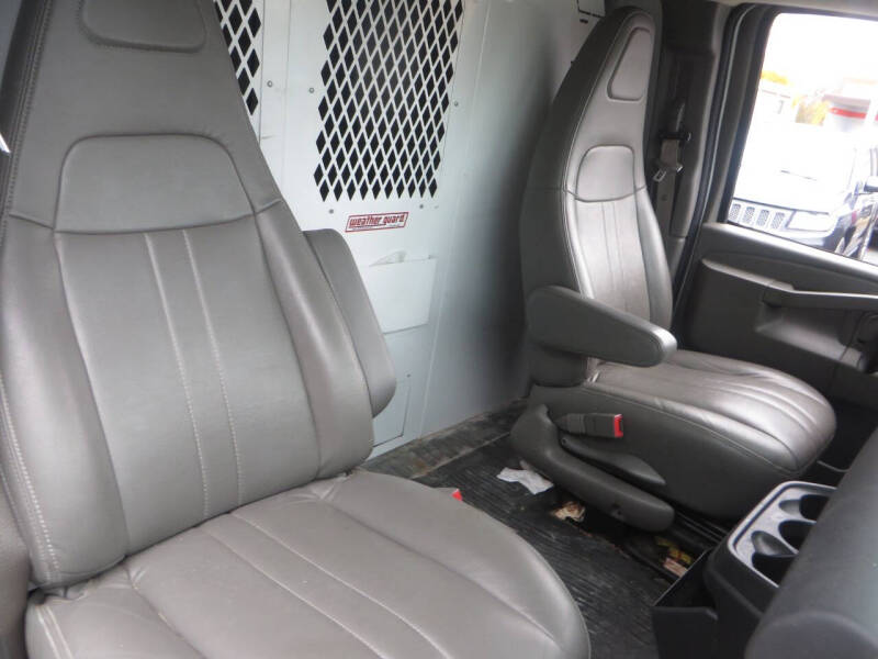 2021 Chevrolet Express 2500