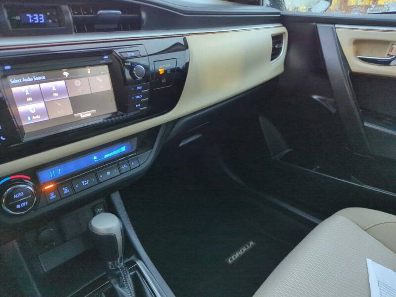 2015 Toyota Corolla LE Plus