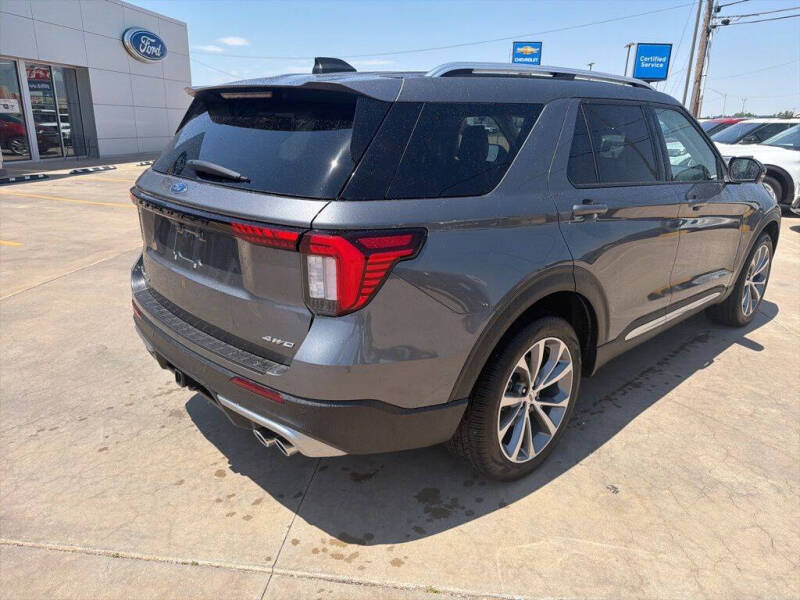 2025 Ford Explorer Platinum