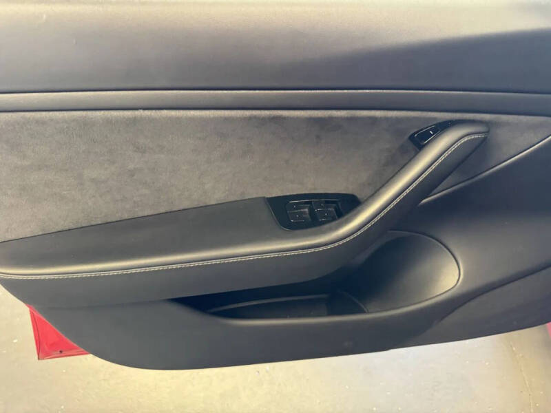 2020 Tesla Model 3 Performance