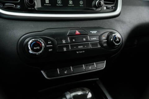2017 Kia Sorento LX