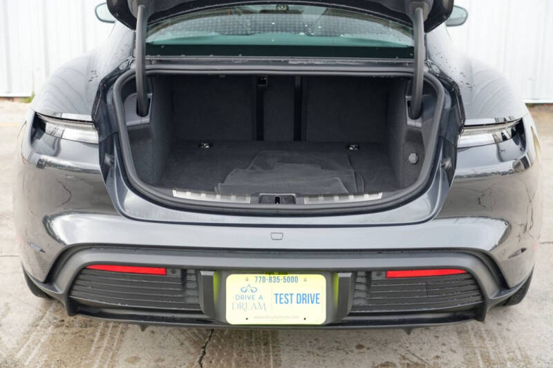 2025 Porsche Taycan 4S