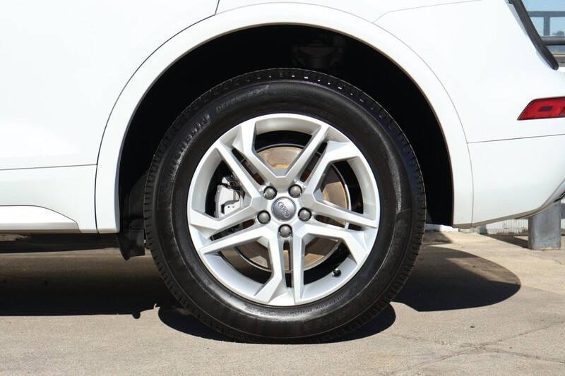 2019 Audi Q5 quattro Premium 45 TFSI