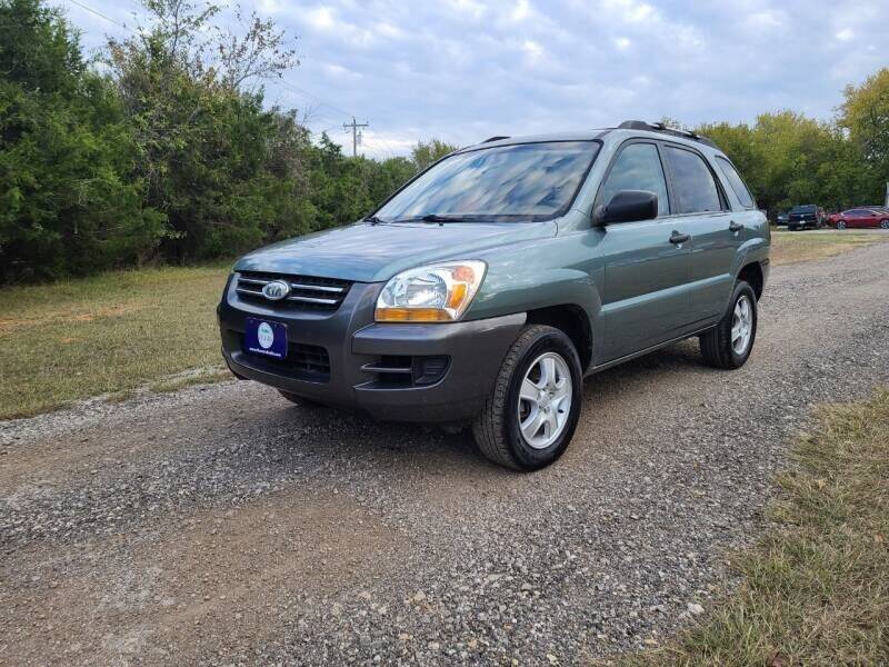2007 Kia Sportage for sale at The Car Shed in Burleson TX