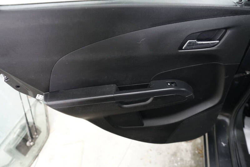 2015 Chevrolet Sonic LT Auto