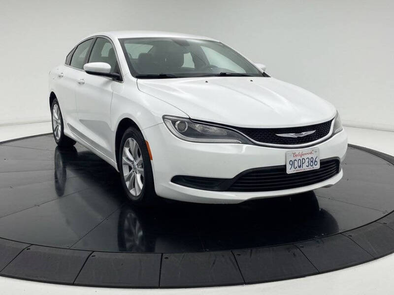 2016 Chrysler 200 LX