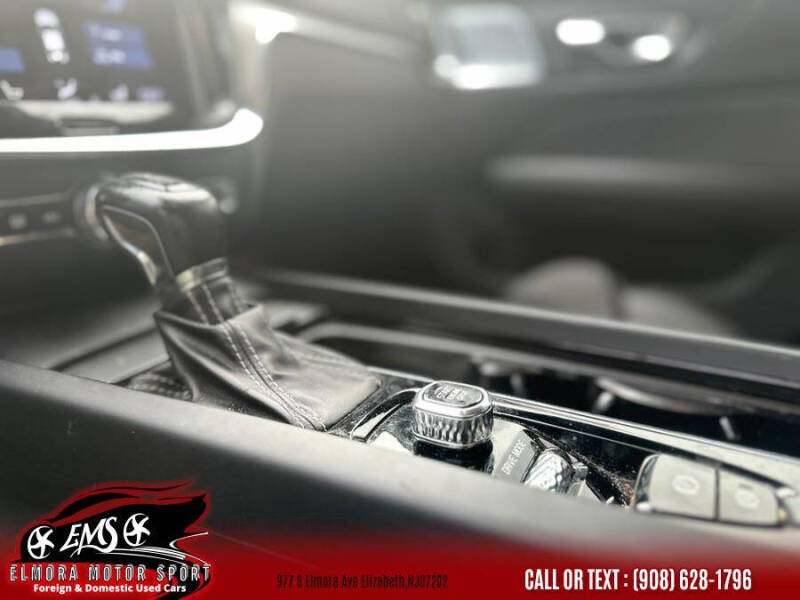 2019 Volvo S60 T6 R-Design