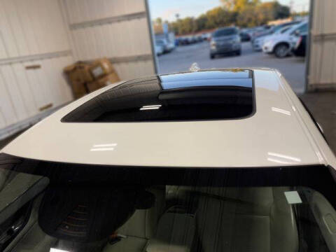 2022 Volvo S60 Recharge T8 R-Design Expression