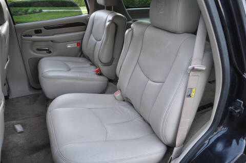 2003 Cadillac Escalade