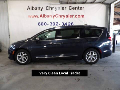 2020 Chrysler Pacifica Limited 35th Anniversary