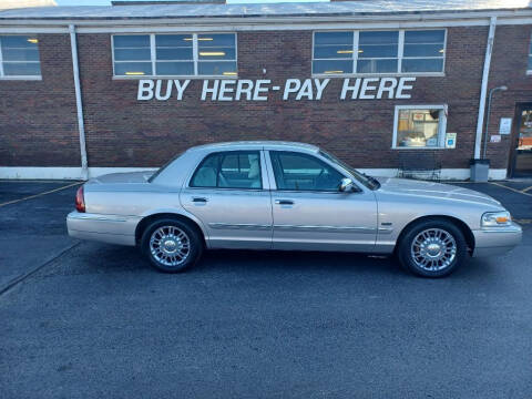 2008 Mercury Grand Marquis for sale at Kar Mart in Milan IL
