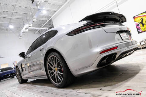 2019 Porsche Panamera GTS