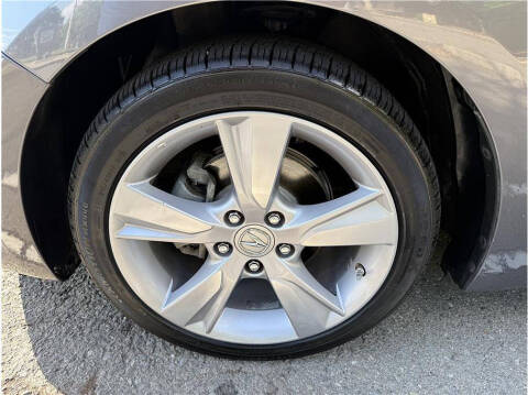 2015 Acura ILX 2.0L w/Tech