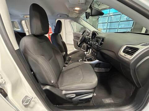 2017 Jeep Compass Sport
