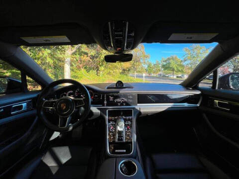 2018 Porsche Panamera 4S Executive