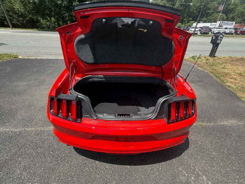 2015 Ford Mustang V6
