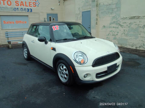 2012 MINI Cooper Hardtop for sale at Small Town Auto Sales Inc. in Hazleton PA