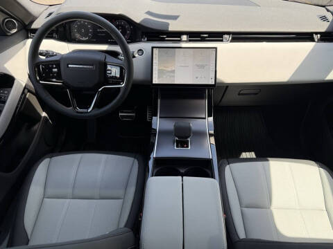 2026 Land Rover Range Rover Evoque P250 Dynamic SE