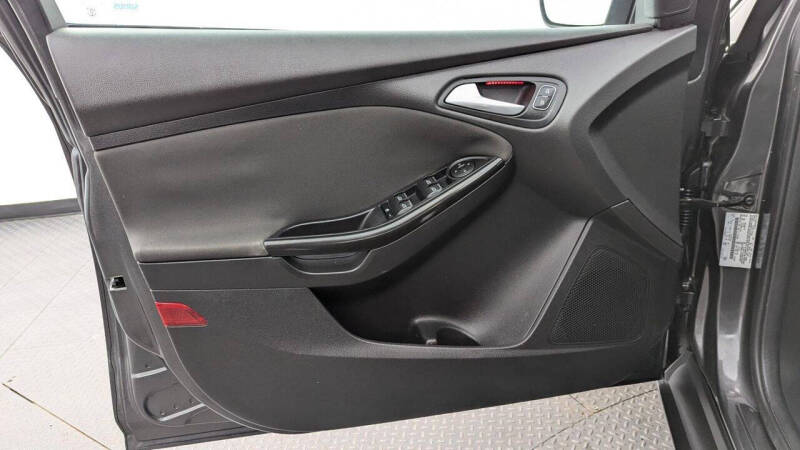 2016 Ford Focus Titanium