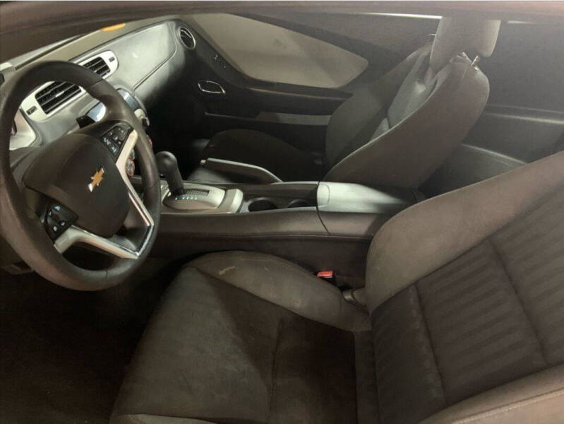 2013 Dodge Challenger SXT Plus