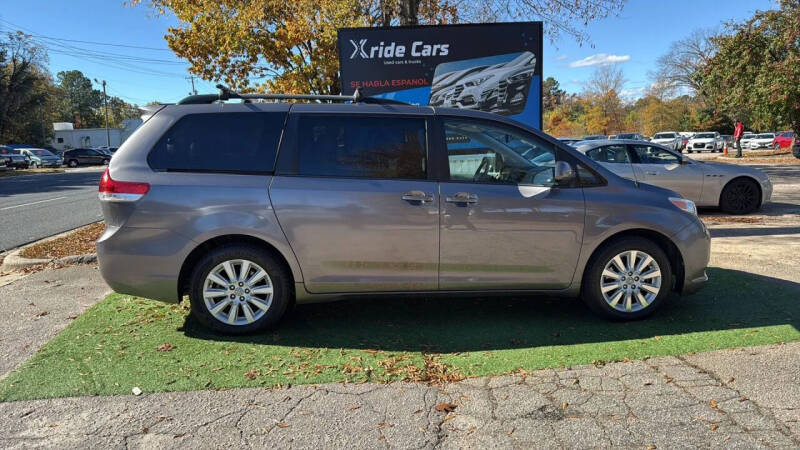 2014 Toyota Sienna