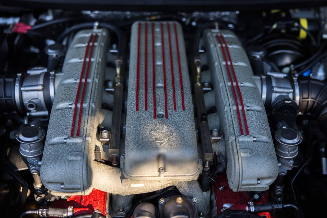 2003 Ferrari 575M 38