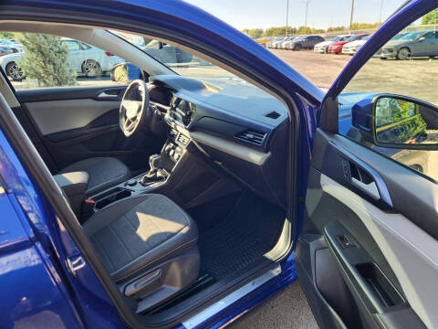 2024 Volkswagen Taos SE 4Motion