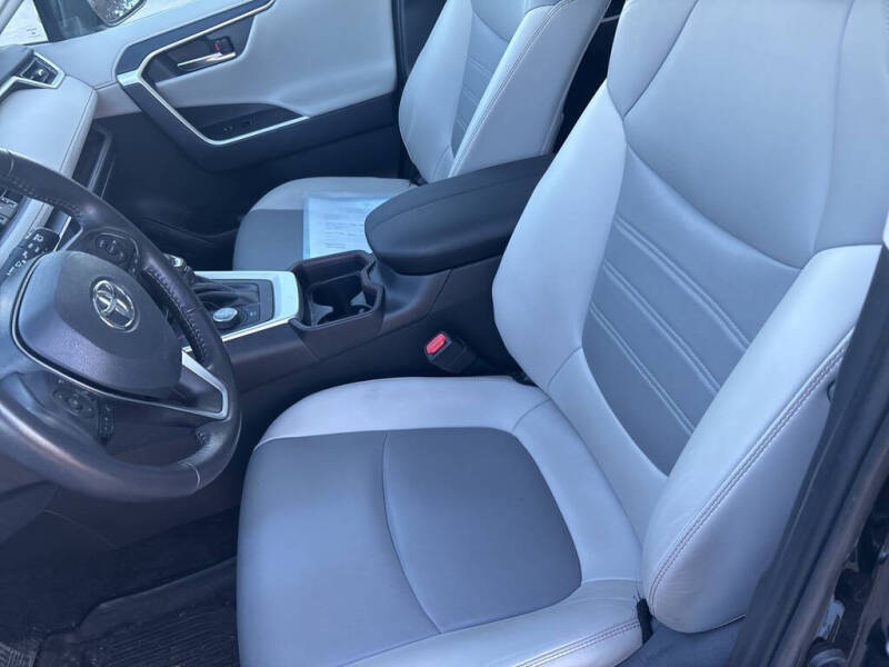 2020 Toyota RAV4 Hybrid Limited