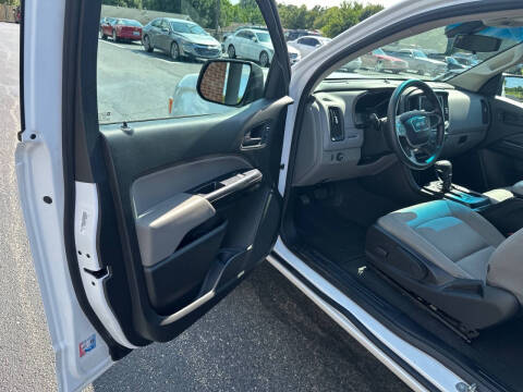 2021 GMC Canyon Elevation Standard