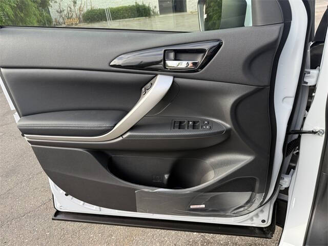 2026 Mitsubishi Eclipse Cross SE