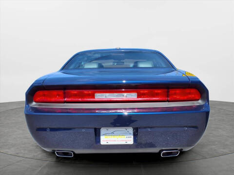 2013 Dodge Challenger SXT