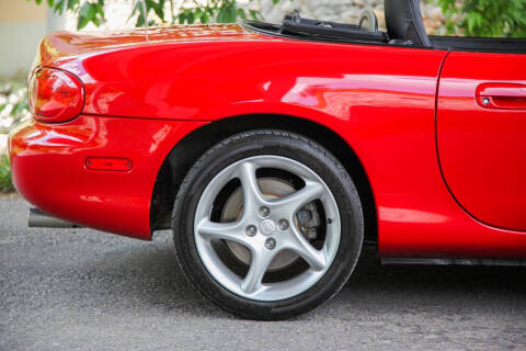 2003 Mazda MX-5 Miata LS