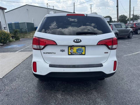 2015 Kia Sorento LX