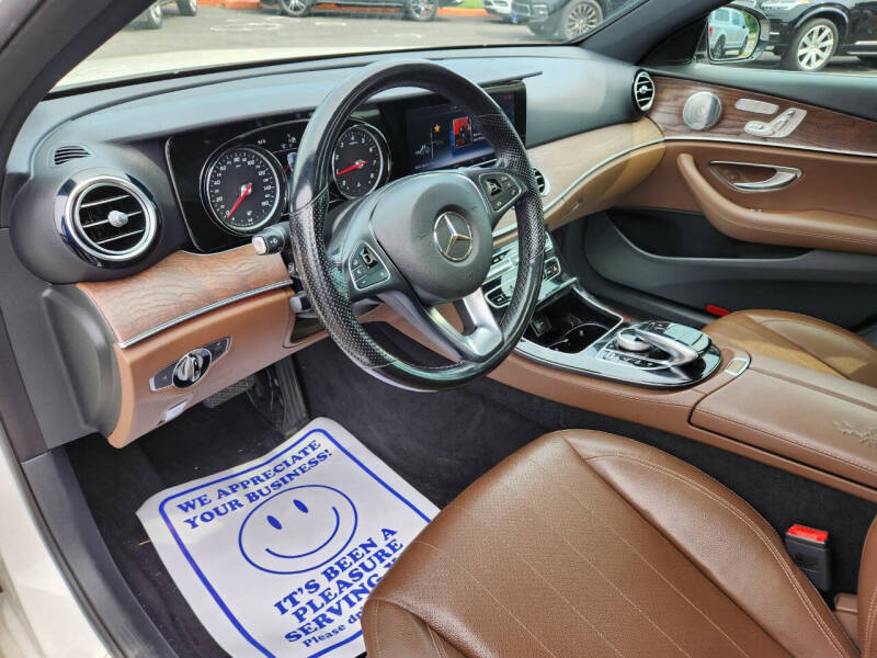 2017 Mercedes-Benz E-Class E 300 4MATIC