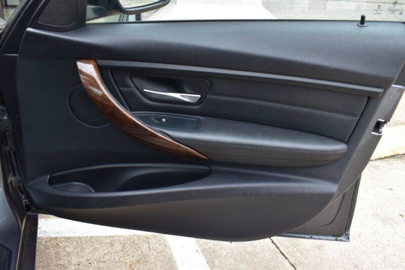 2015 BMW 3 Series 328i xDrive