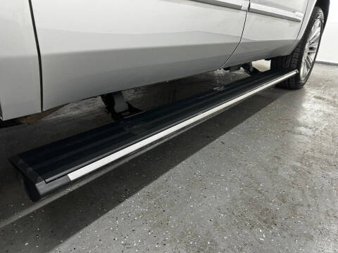 2017 Cadillac Escalade ESV Platinum