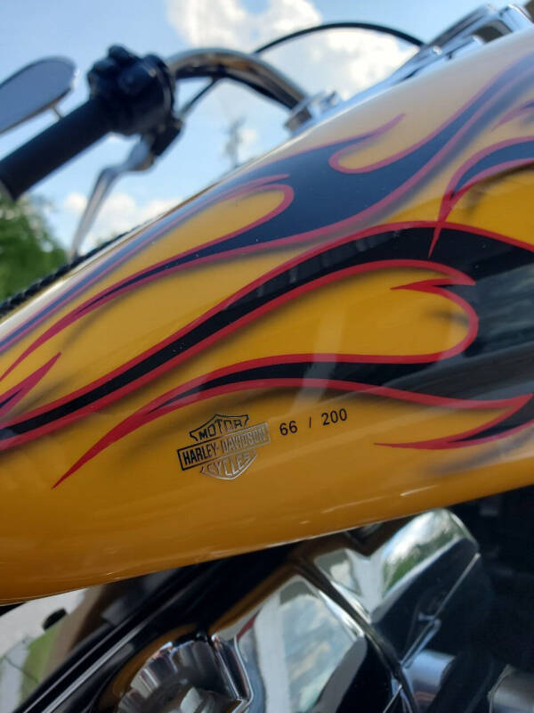 2004 Harley-Davidson Wide Glide