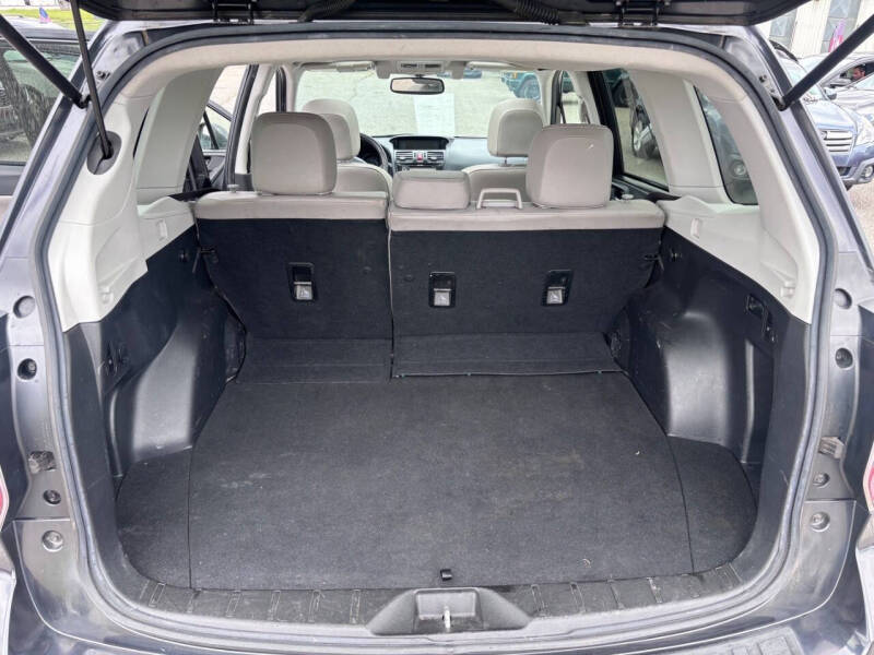 2014 Subaru Forester 2.5i Touring